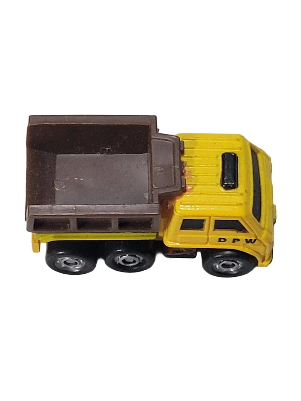 Funrise Micro Machines DPW Dept. Public Works Dump Truck Yellow/Brown VTG Toy